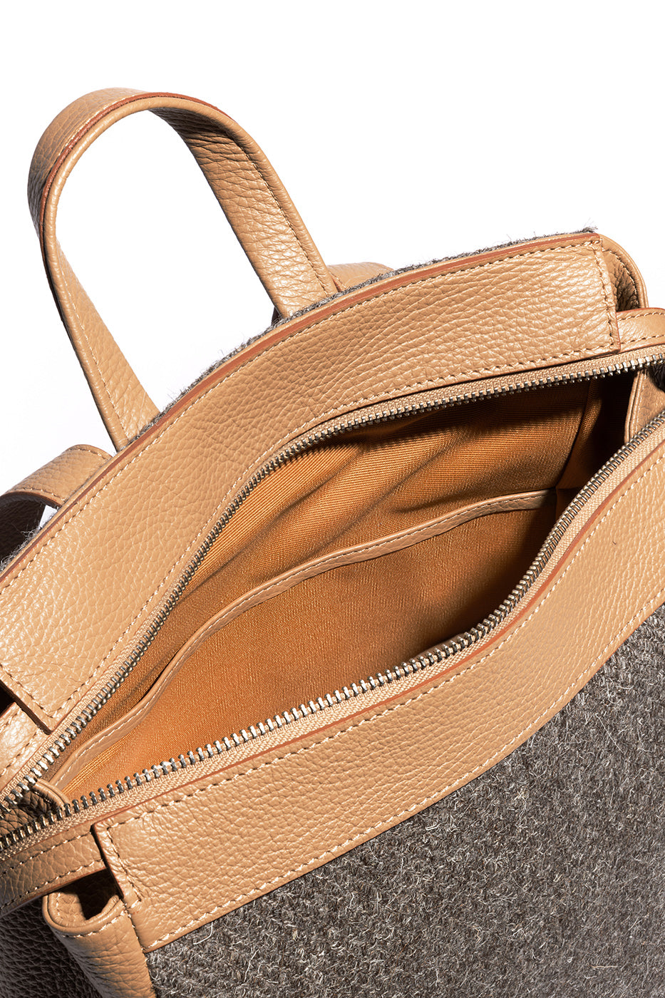 Hopper in Biscotto Leather & Tweed