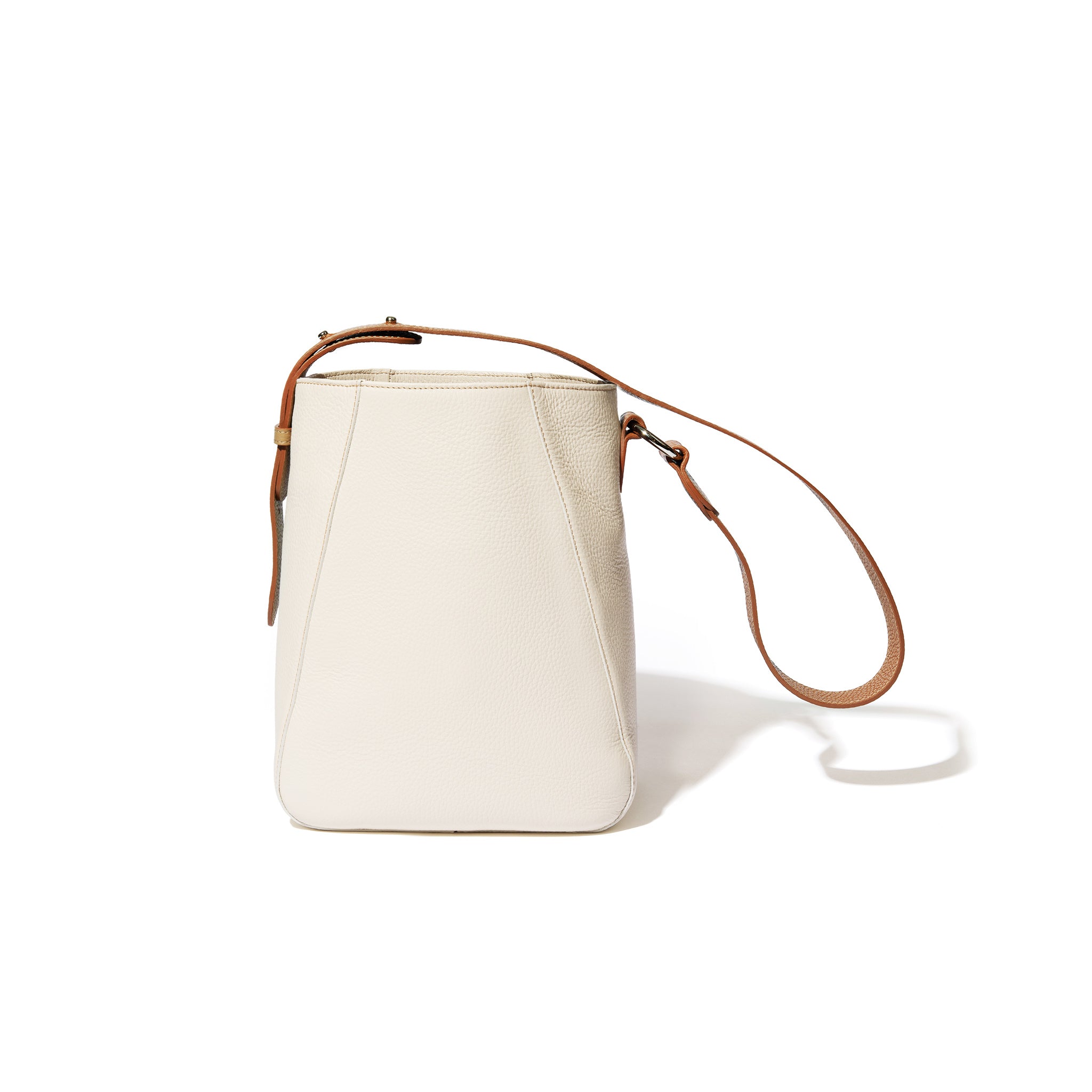 The Bennet Bucket in Cream & Biscotto