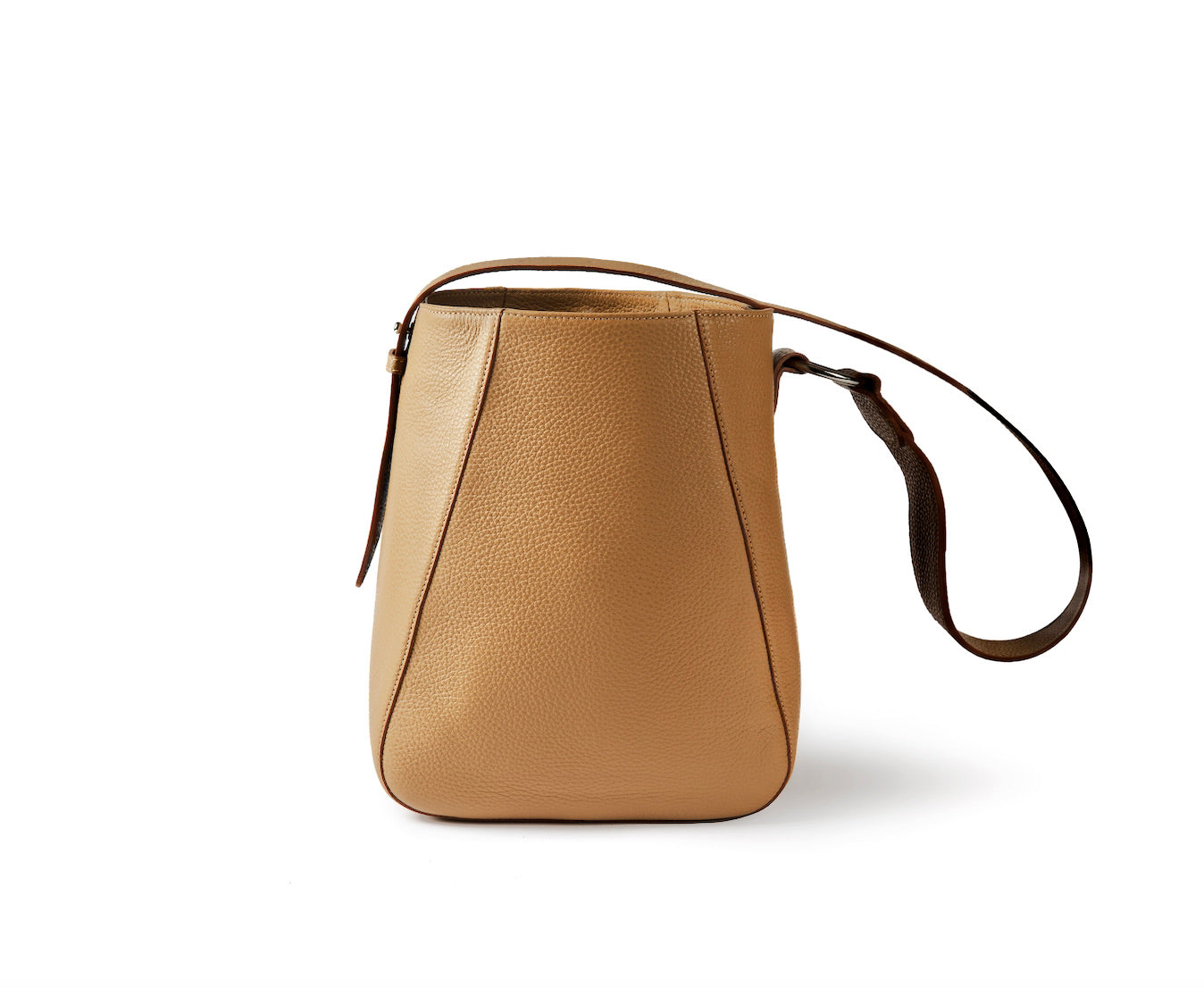 The Bennet Bucket in Biscotto