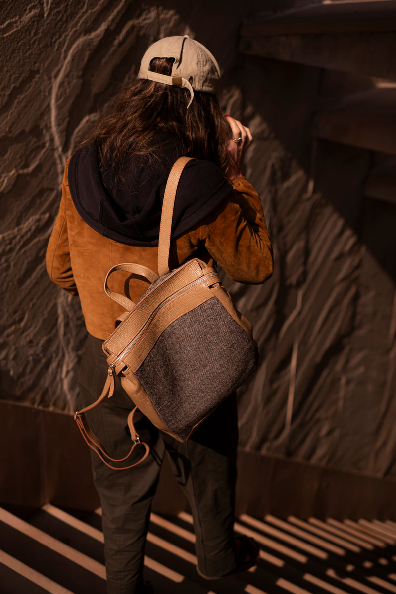 The Hopper in Biscotto Leather & Tweed